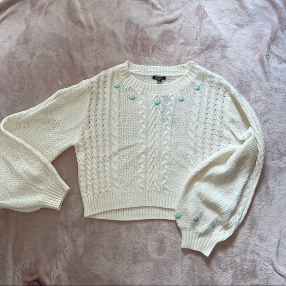 wild fable Sweaters - Wild fable crop sweater balloon sleeve size M